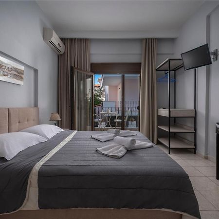 Adonis Hotel Pefkochori Dış mekan fotoğraf