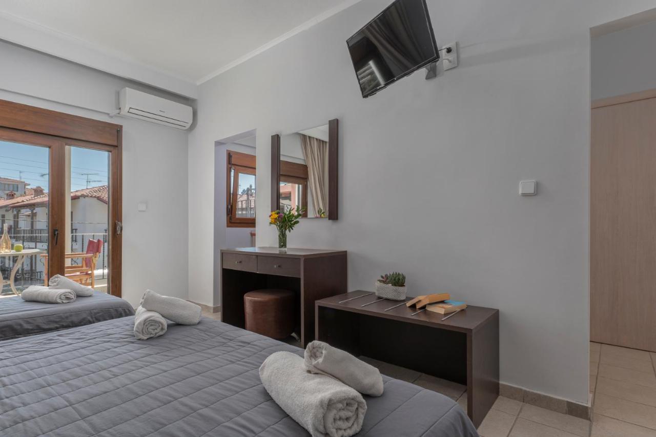 Adonis Hotel Pefkochori Dış mekan fotoğraf